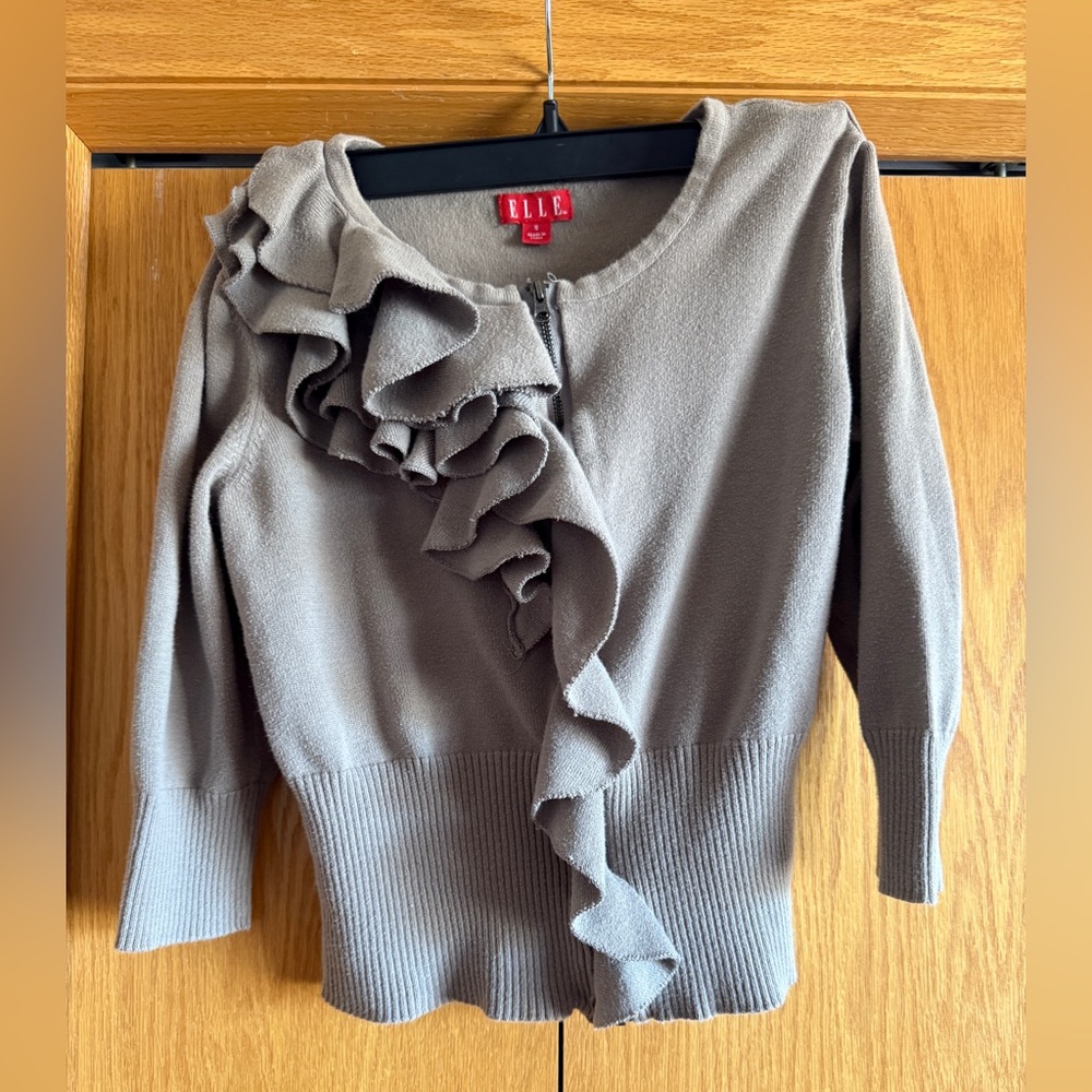 ELLE Gray Ruffle Sweater